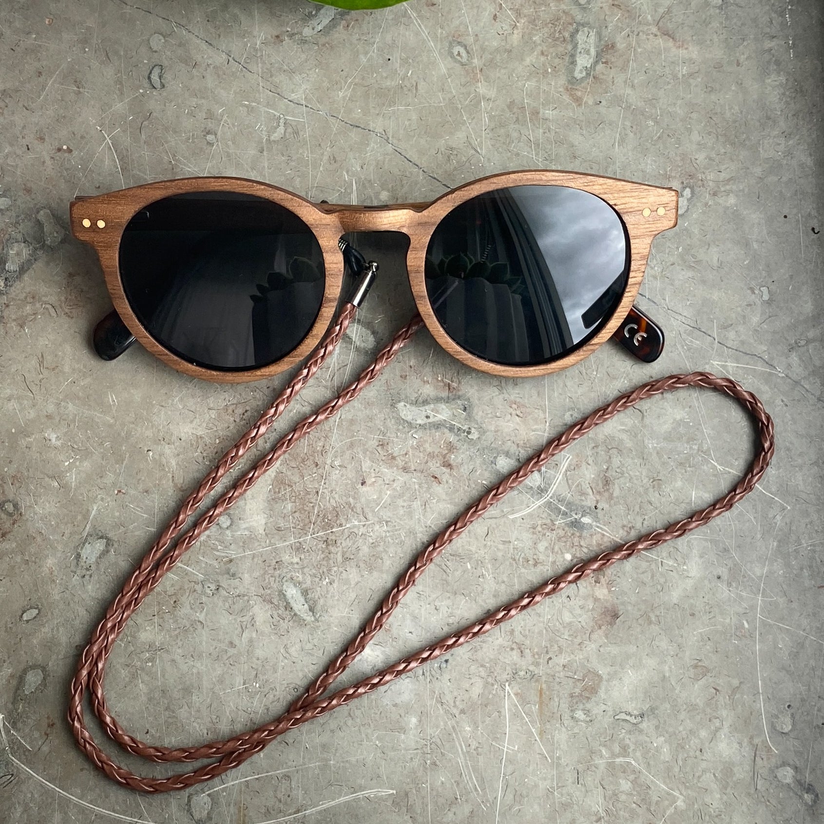Senilsnöre Flätade - Braided straps - Bruna