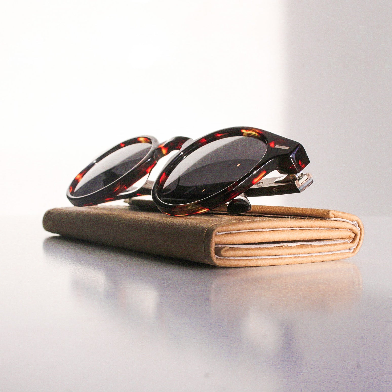 polarized sunglasses round