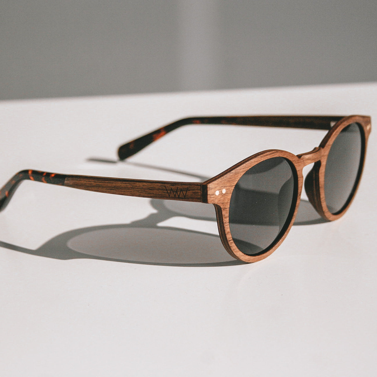 Monroe - Wooden shades