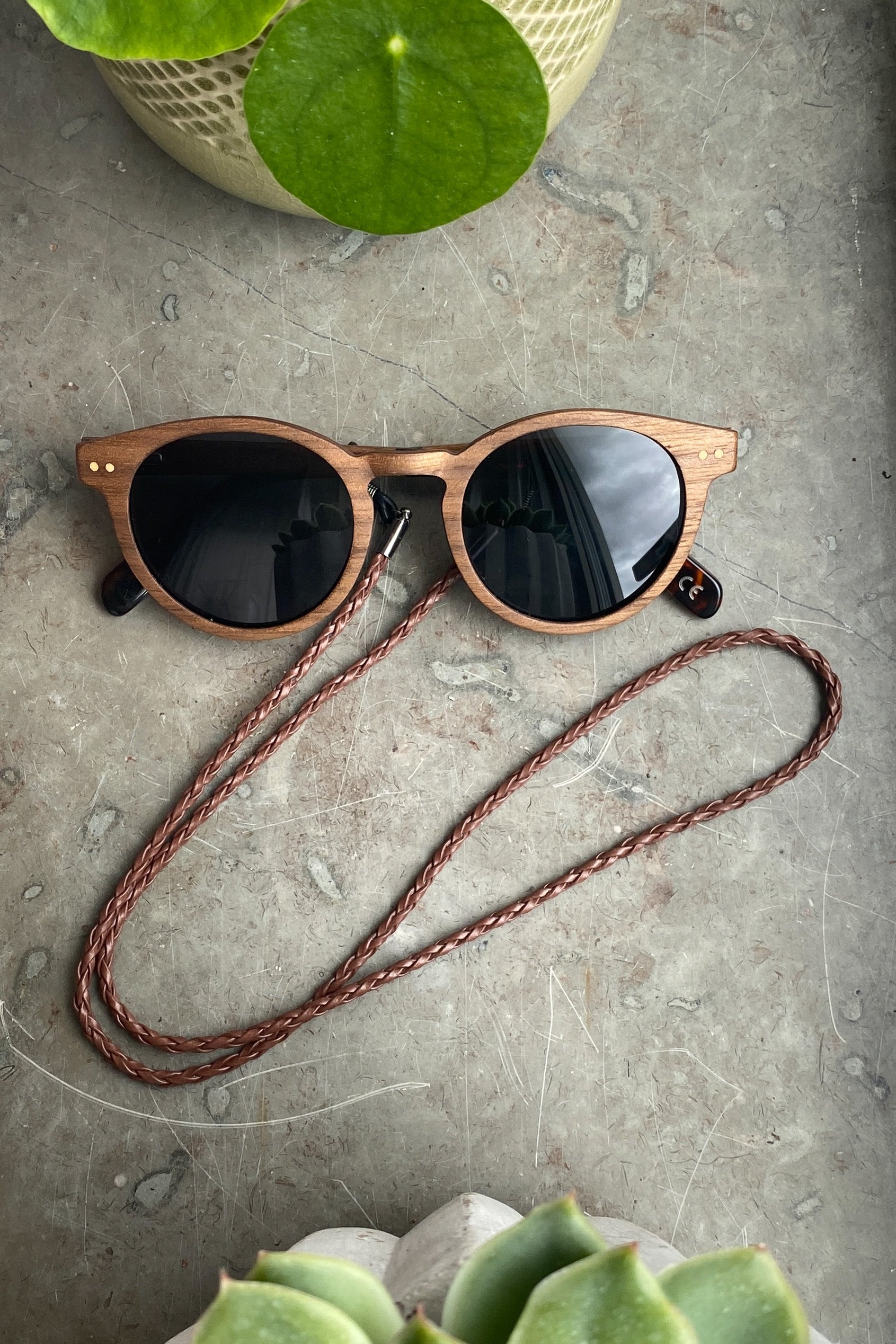 Senilsnöre Flätade - Braided straps - Bruna