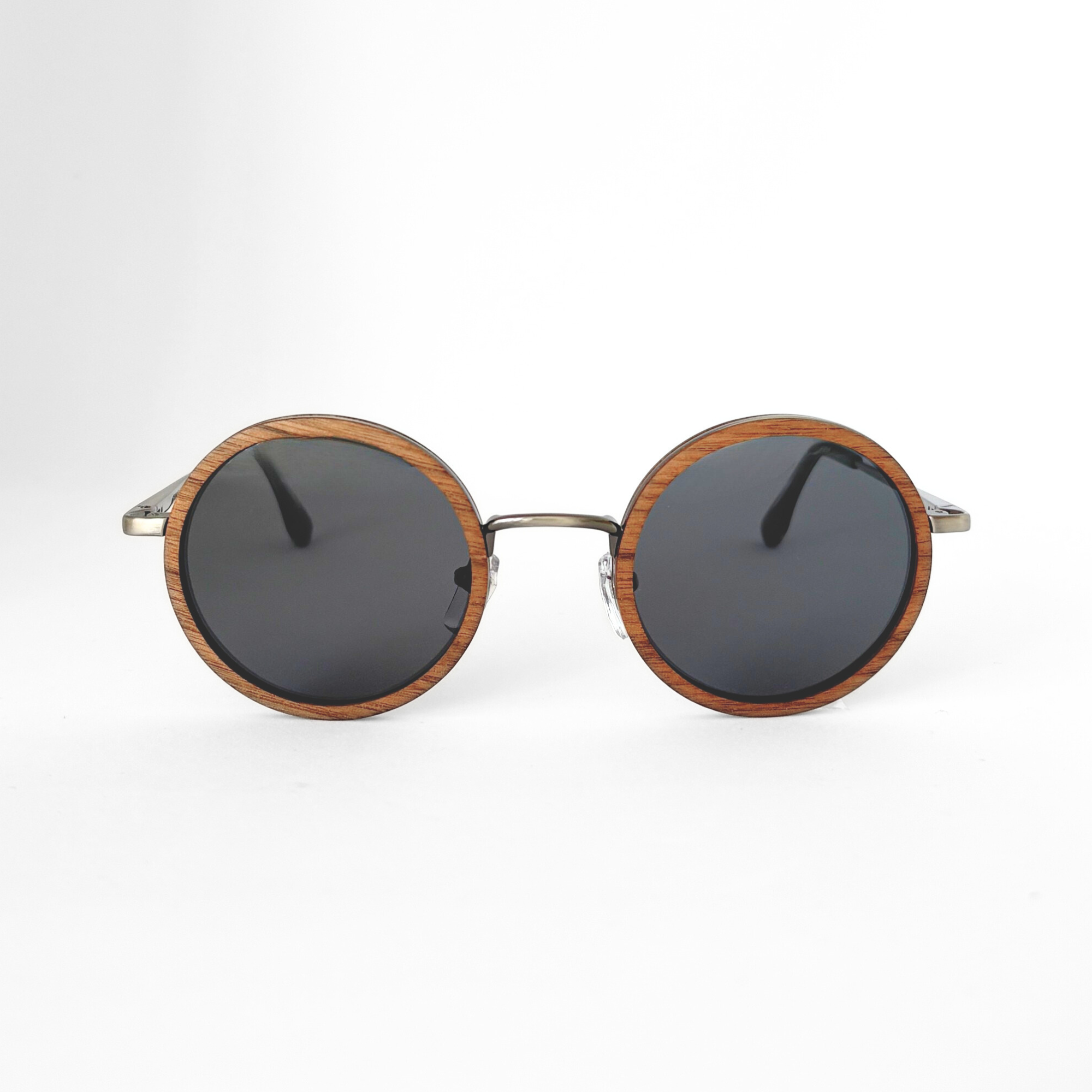 Solglasögon i trä - ID06 - Walnut / Silver