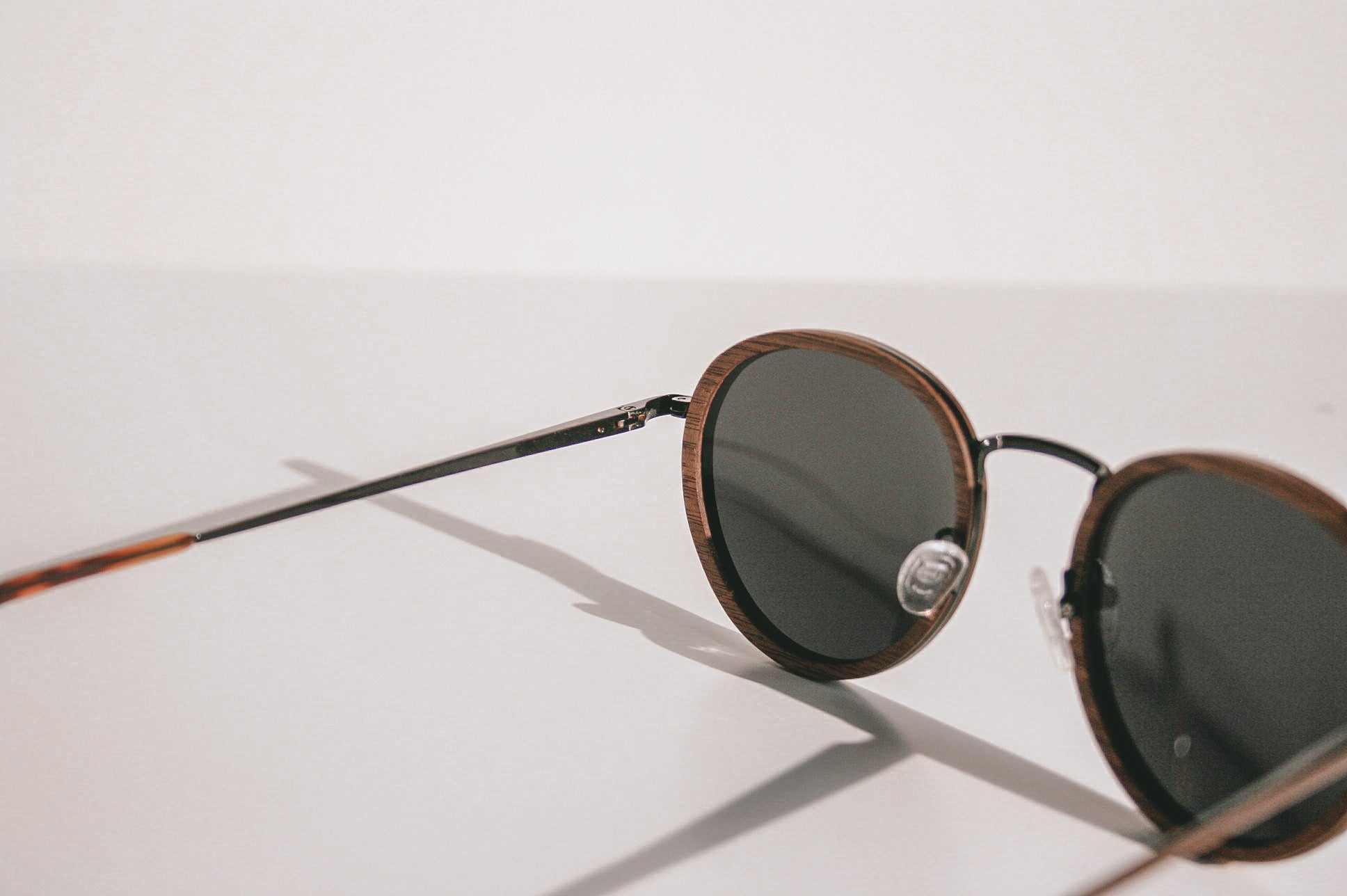 Round sunglasses 